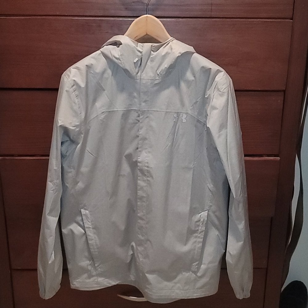 ALMOST  perfect Under Armour Rain Jacket